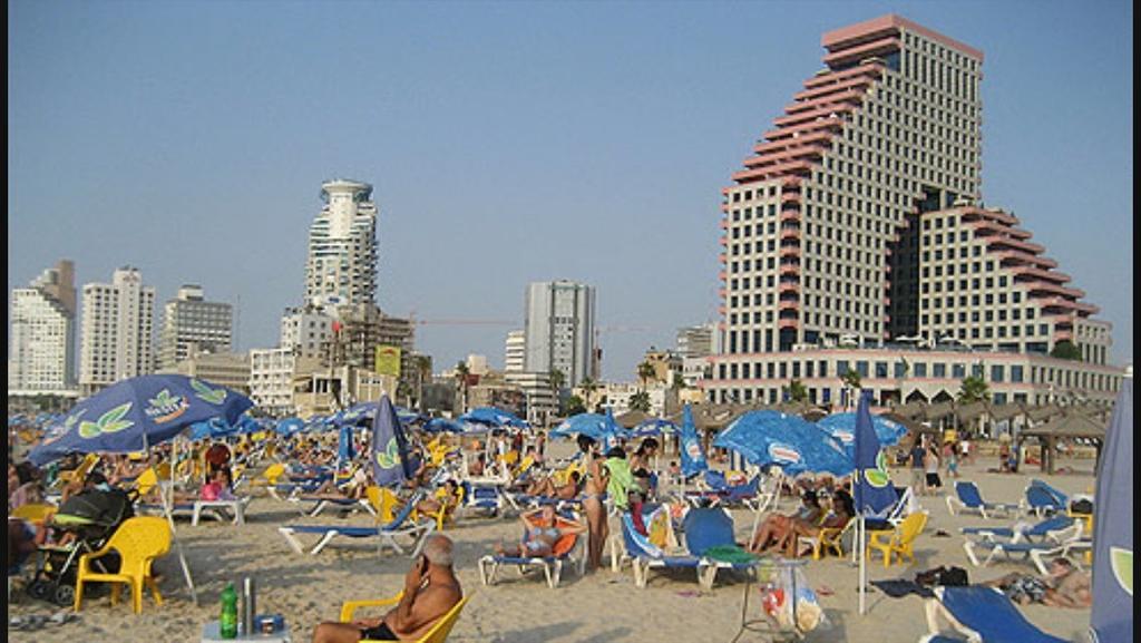Hacarmel * Tel Aviv